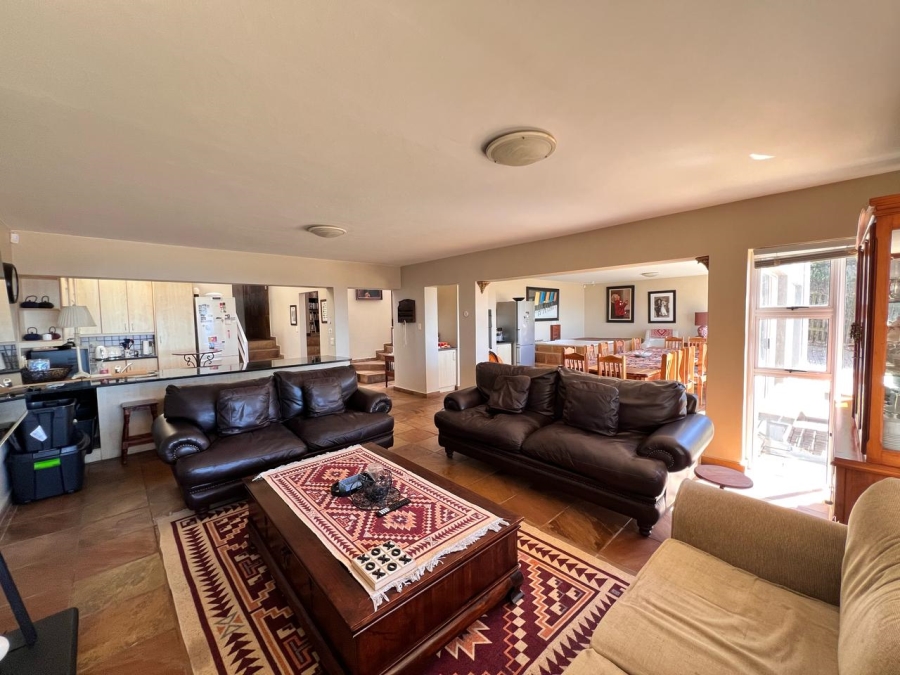 4 Bedroom Property for Sale in Wavecrest Eastern Cape